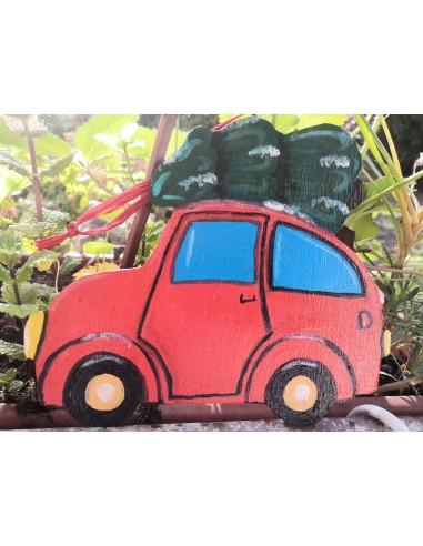 Voiture en bois peinte